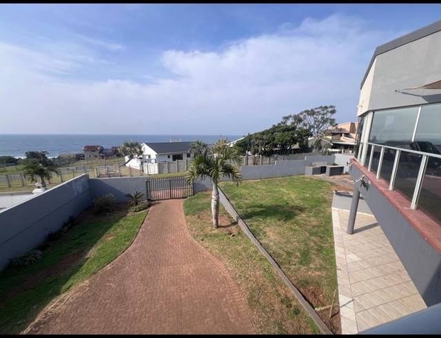 3 BEDROOM HOUSE FOR SALE IN MANABA BEACH